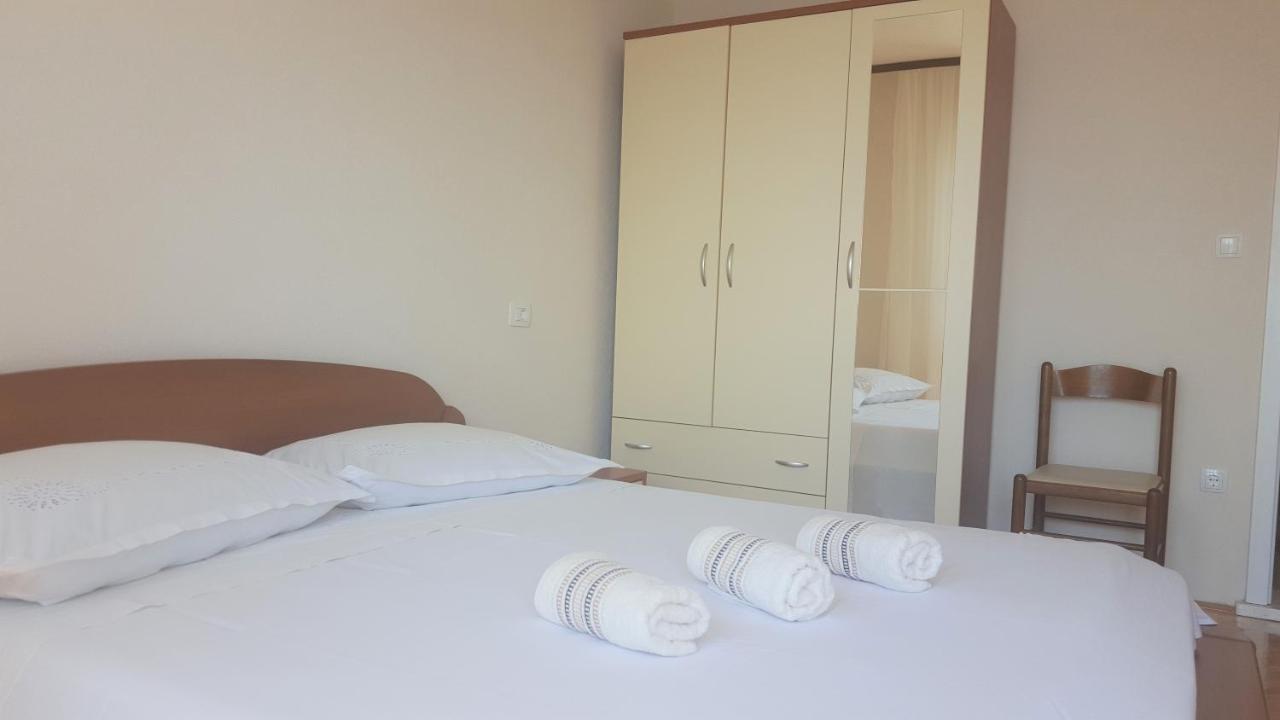 Adriatic Beach Suites Omiš Eksteriør bilde