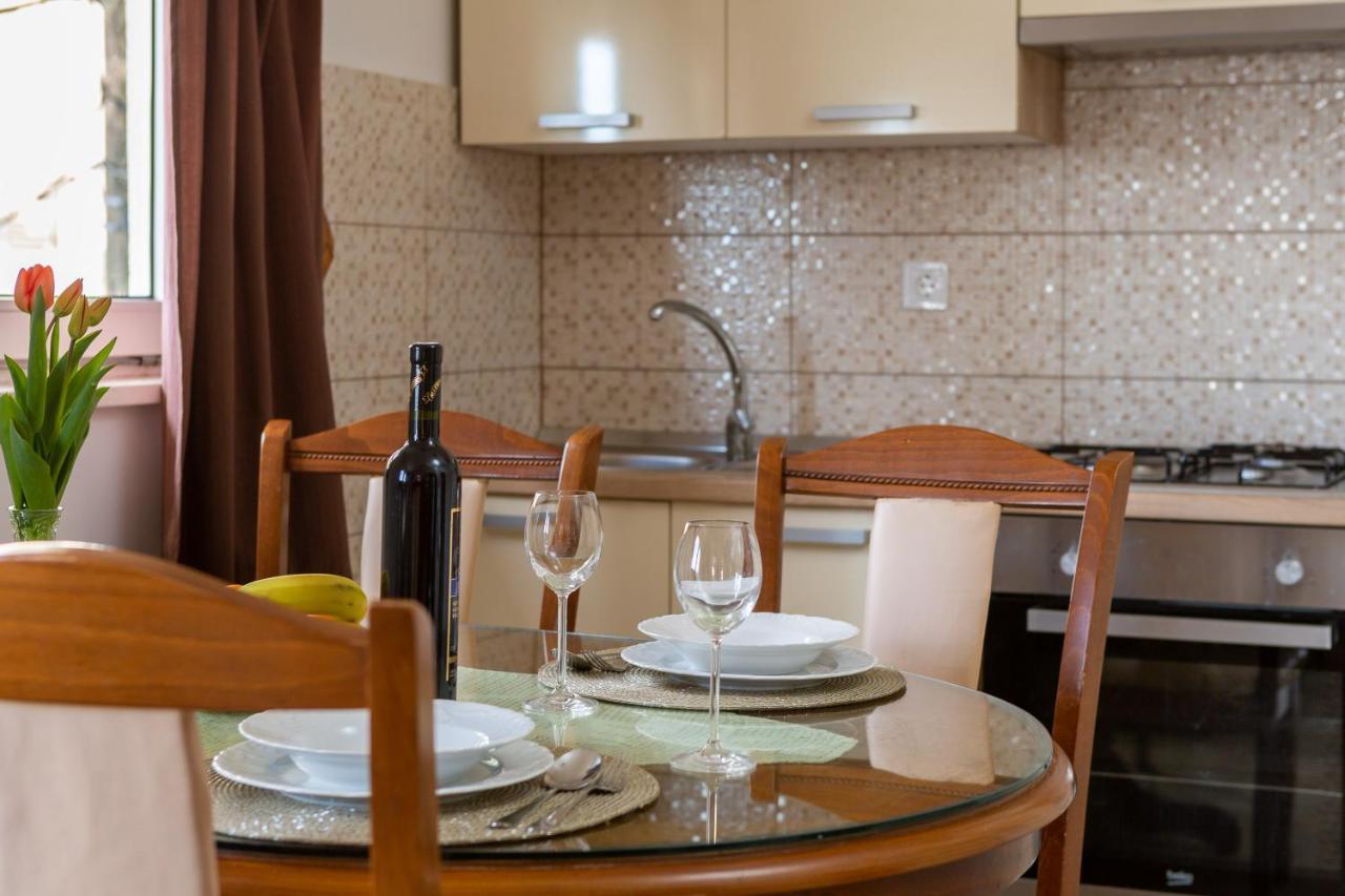 Adriatic Beach Suites Omiš Eksteriør bilde