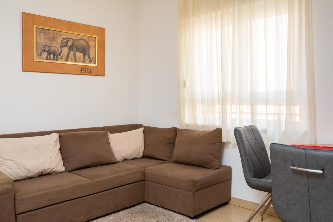 Adriatic Beach Suites Omiš Eksteriør bilde