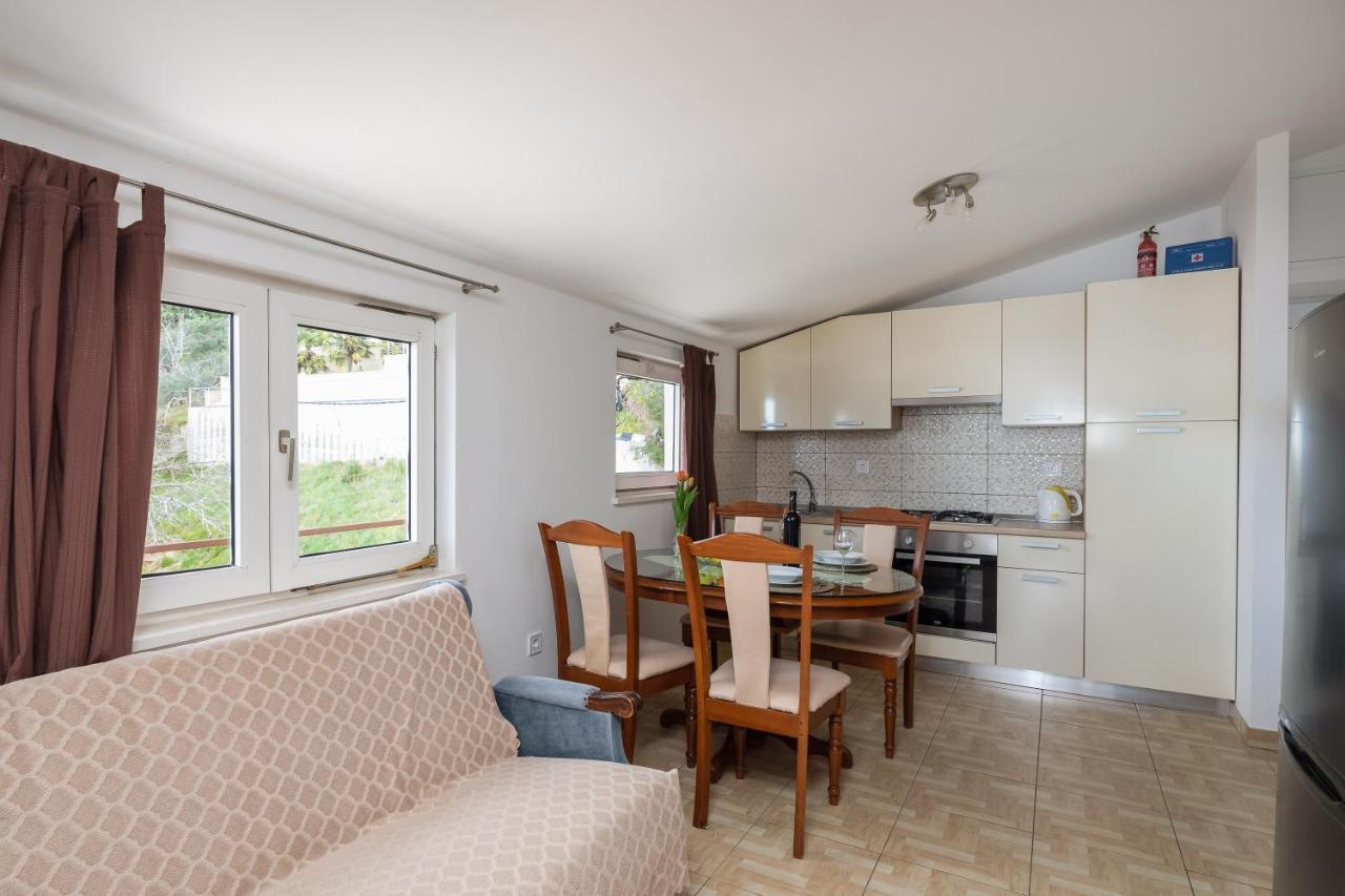 Adriatic Beach Suites Omiš Eksteriør bilde