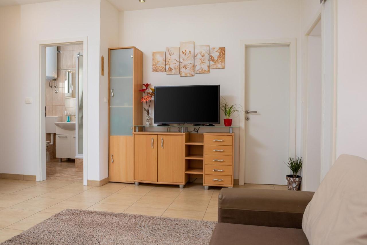 Adriatic Beach Suites Omiš Eksteriør bilde