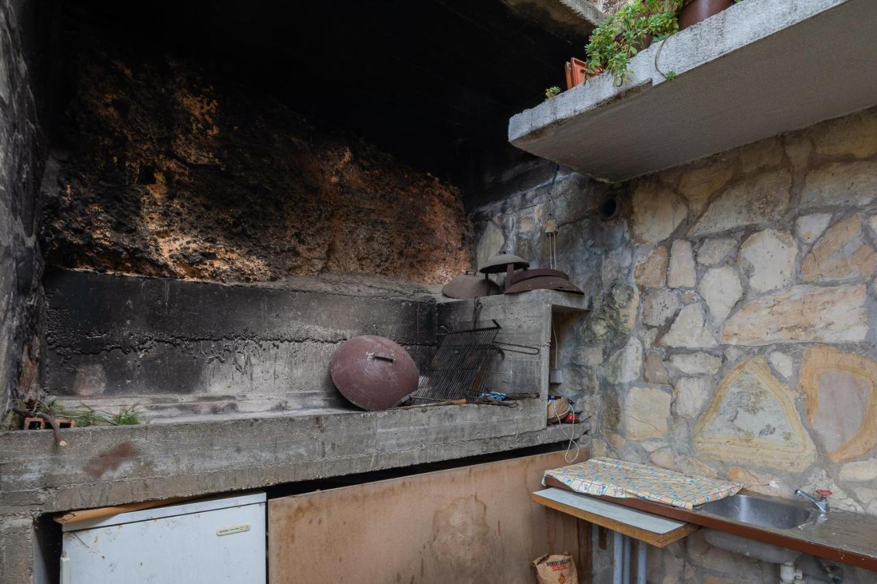 Adriatic Beach Suites Omiš Eksteriør bilde